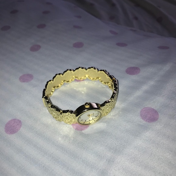 Quartz Watch - Picture 3 of 3